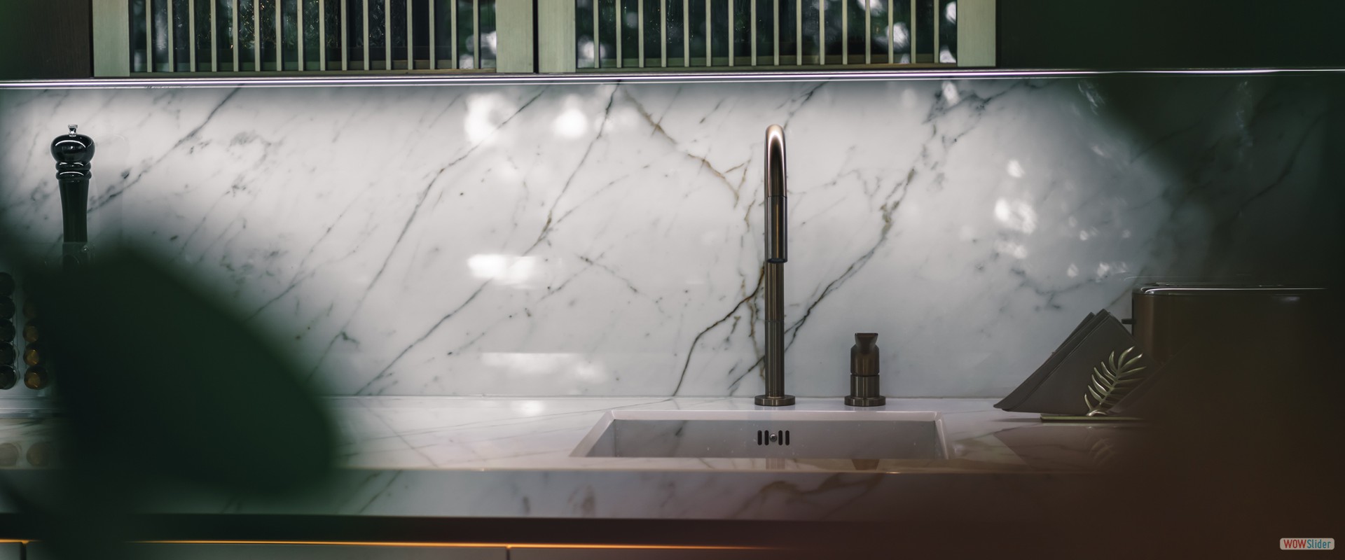 HeaderSlidersechs1920x1000 bootstrap image slider